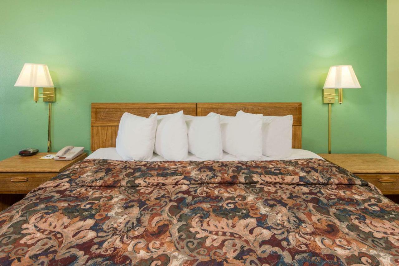Days Inn By Wyndham Mountain Grove Exteriér fotografie